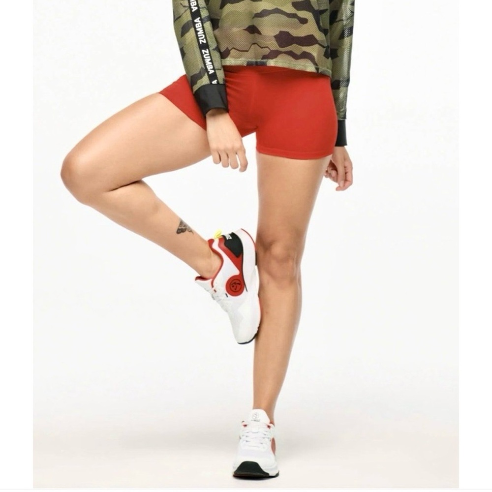 Zumba Train Fitness Trainers Sneakers Designed For High Energy Activities Dance - Picture 3 of 16